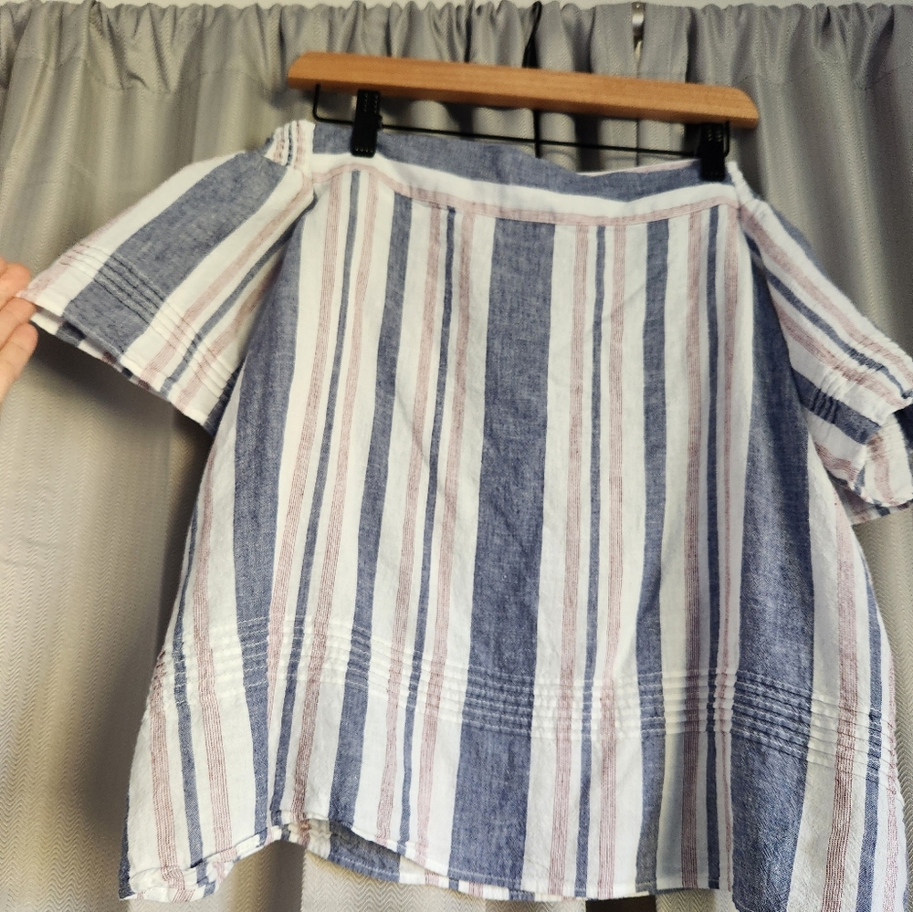 Off shoulder linen top